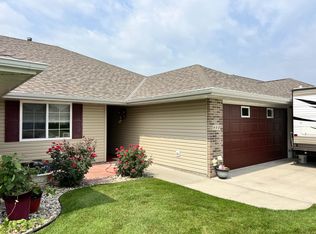 903 W Meadow Ridge Rd, Norfolk, NE 68701