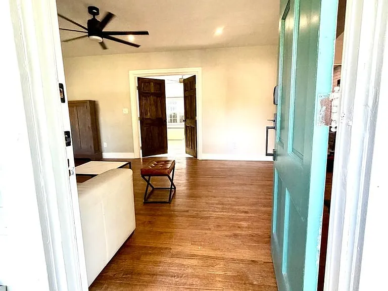1760 Mayview Rd — Photo 2
