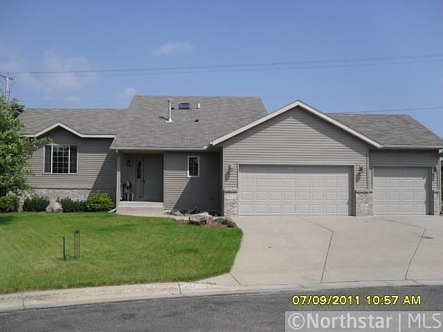 1st image of 713 Prairie Ln