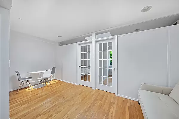 Rented by Douglas Elliman | media 2