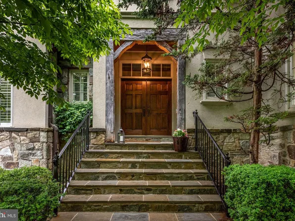 940 Swinks Mill Rd, McLean, VA 22102