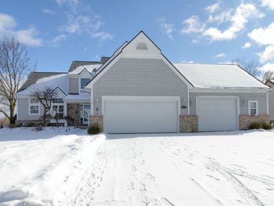 237 Harbour Pointe Dr, Belleville, MI, 48111