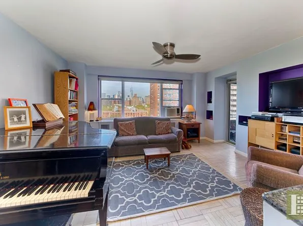 453 Fdr Drive image 1 of 7