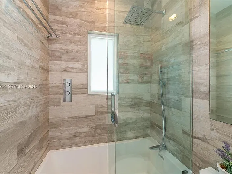 3610 S Douglas Rd — Photo 29