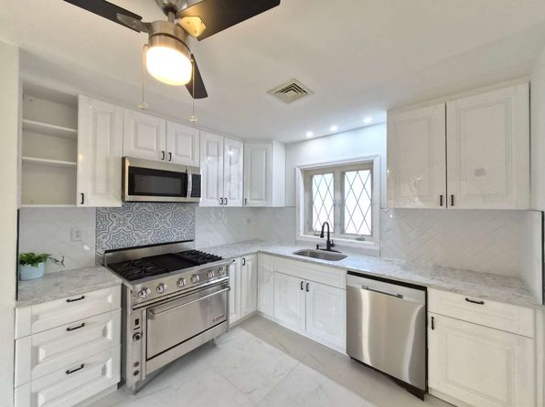 407 Walker St Floor 2