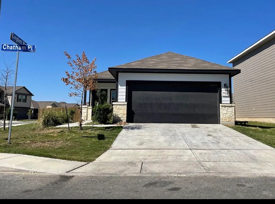 3 bed, 1487 sqft, $1,850 — Photo 1