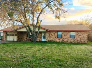 511 W Travis St, Dublin, TX 76446