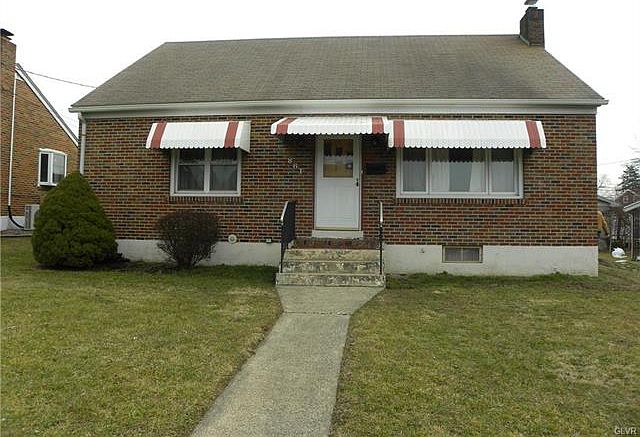 1st image of 861 N Lacrosse St