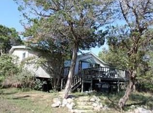 515 Circle Dr, Wimberley, TX 78676
