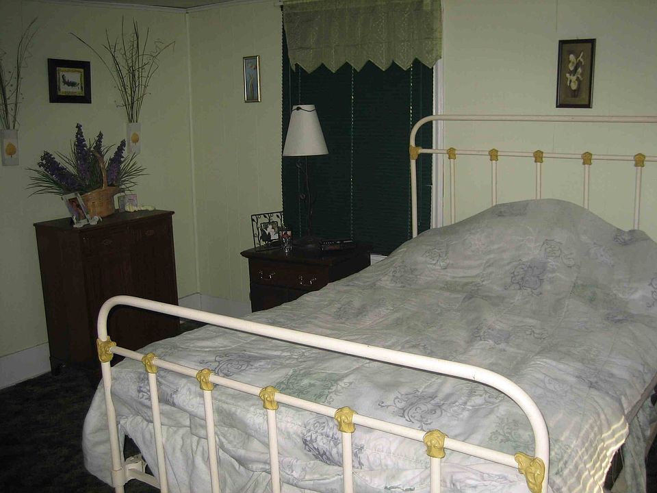 Upstairs Bedroom