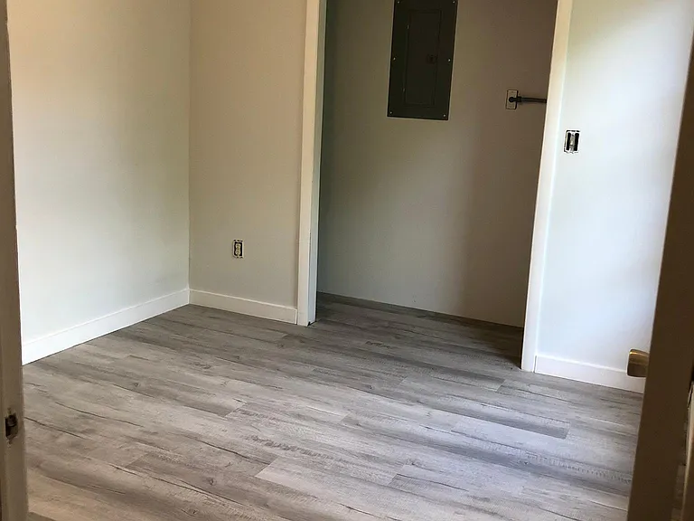 52 Daniel Ave — Photo 7