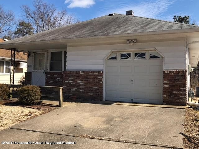 1st image of 2161 Mount Hope Ln