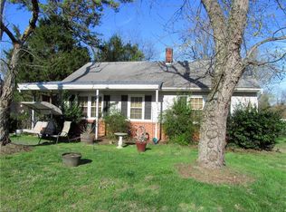 1218 Guyer St, High Point, NC 27262