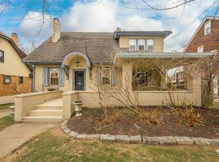 125 Marlin Dr W, Pittsburgh, PA 15216