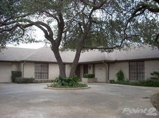 3809 Brookhaven Cir, Fort Worth, TX 76109