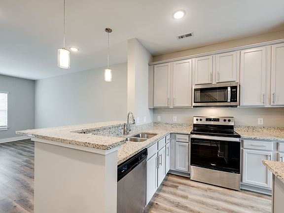 3rd image of 303 E Forge Ct #303