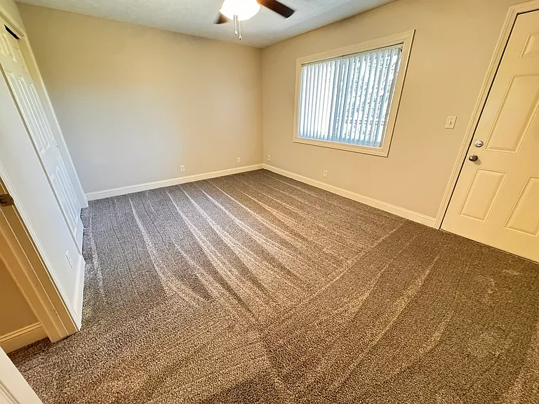 1-1813 Knox St #1 — Photo 10