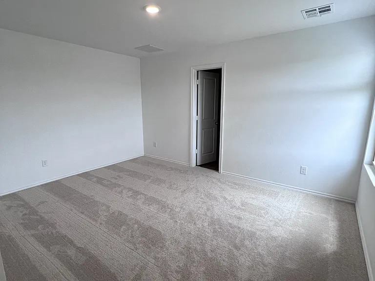 2317 Wolford Ct — Photo 10