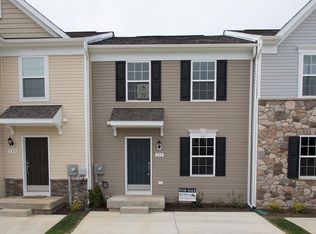 137 Ran Rue Dr, Martinsburg, WV 25403