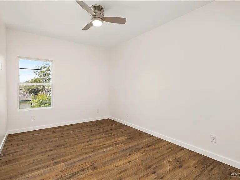 916 S Bicentennial Blvd — Photo 12