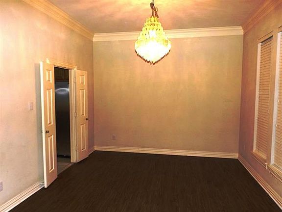 3rd image of 610 Pine Valley