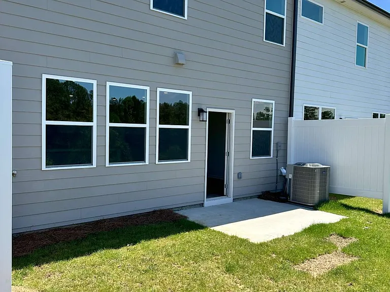 731 Point Place Dr — Photo 21