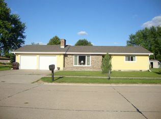320 Nelson St, Saint Paul, NE 68873