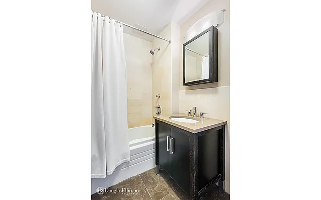 Sold by Douglas Elliman | media 8