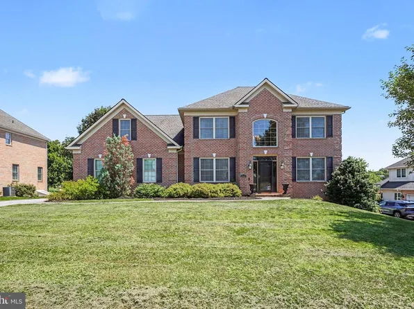 2450 Hartford Rd, York, PA 17402
