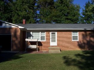 21408 Lee Dr, Lexington Park, MD 20653
