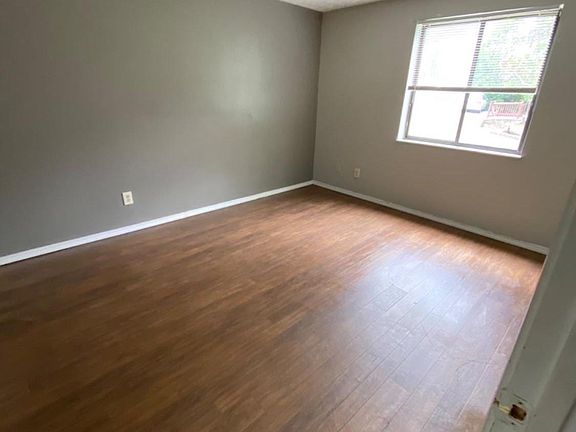 4th image of 3411 McHenry Ave APT 6