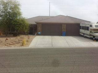 6092 S Jaguar Dr, Fort Mohave, AZ 86426