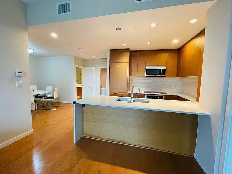 5728 Berton Ave — Photo 2