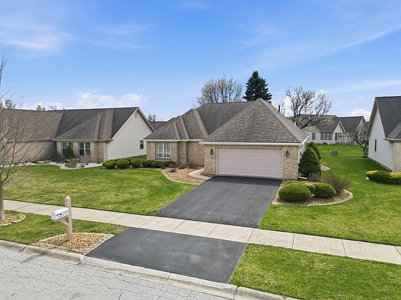 3rd image of 2036 Northwood Ln