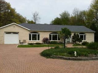 9006 Hill Ave, Holland, OH 43528