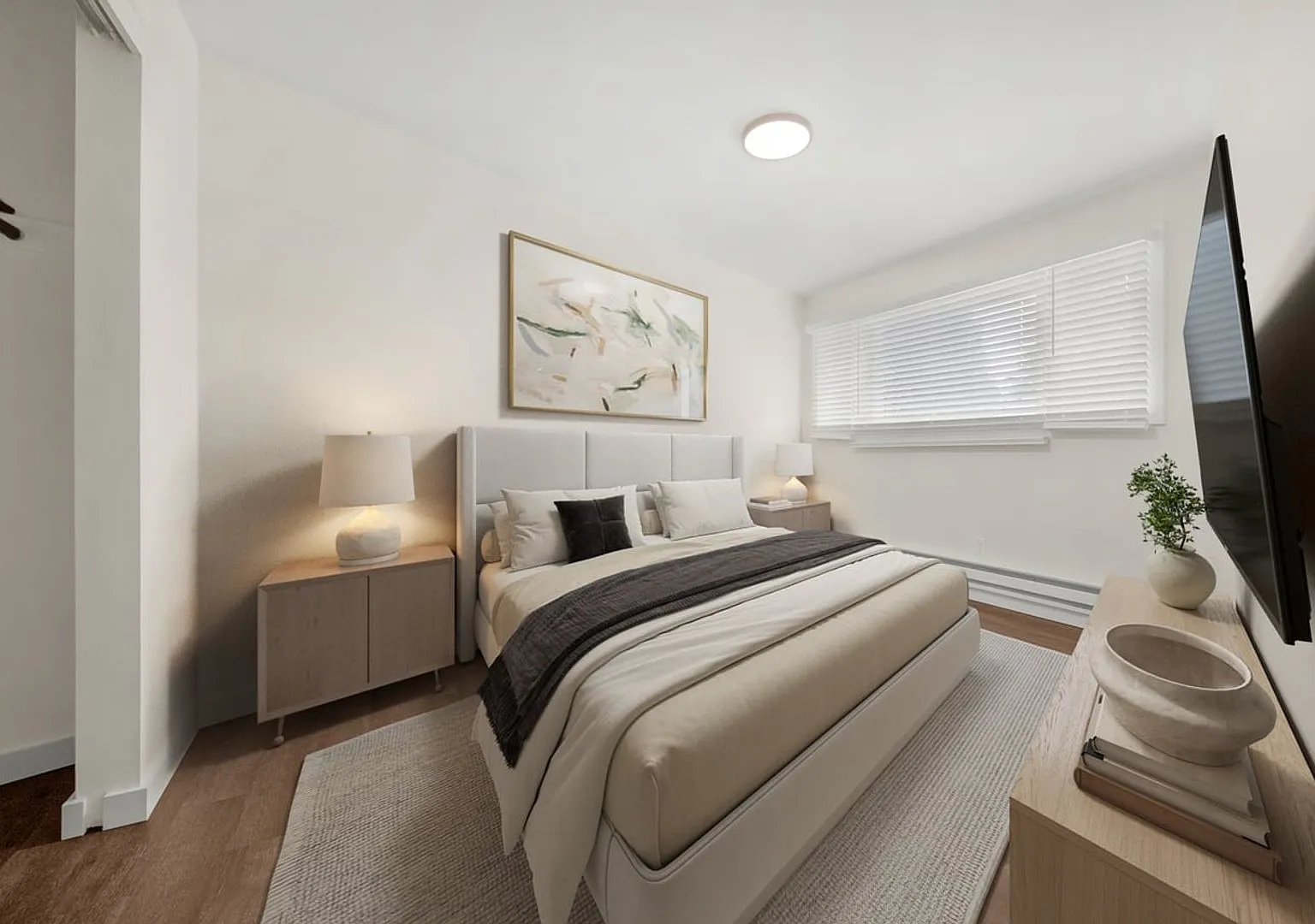Welcome Home to Sandpoint Crest Apartments — Photo 2