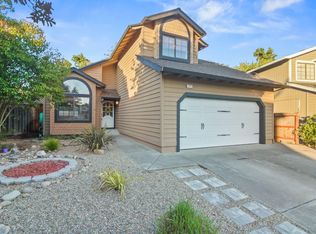 2403 Quail Hollow Dr, Santa Rosa, CA 95403
