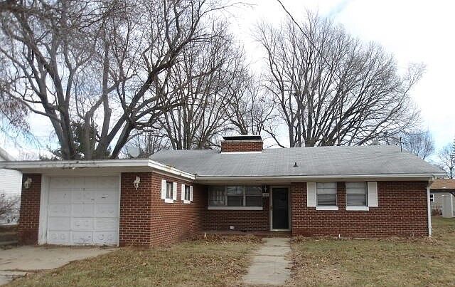 1st image of 108 N Locust St