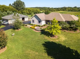 41W580 McDonald Rd, Elgin, IL 60124