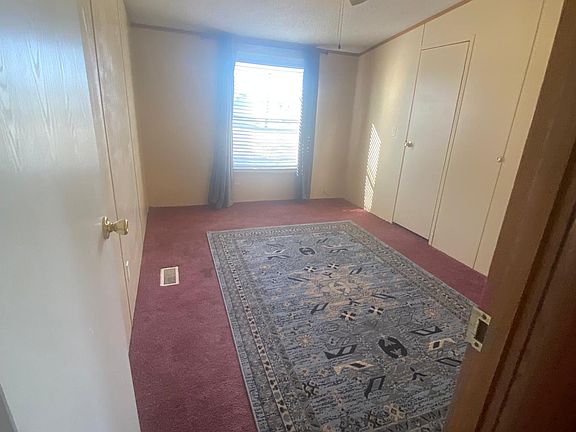 5th image of 138 N Palomino Ave