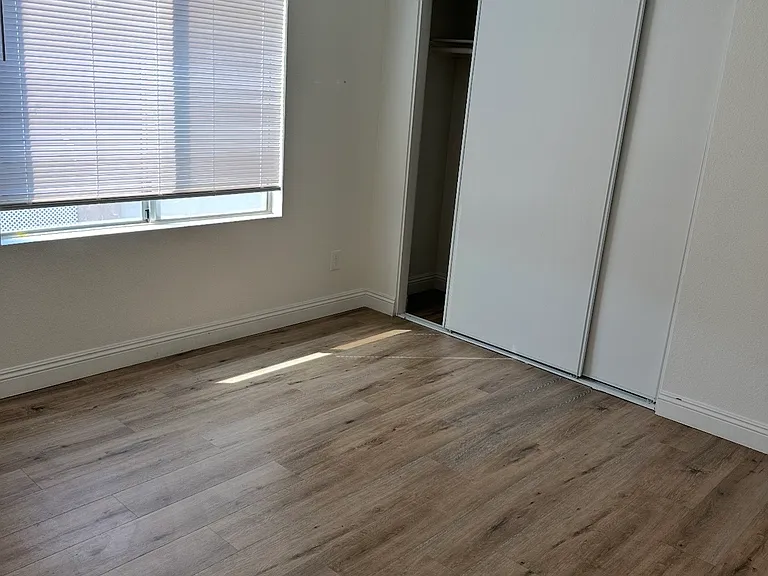 15978 Muni Rd #5 — Photo 5