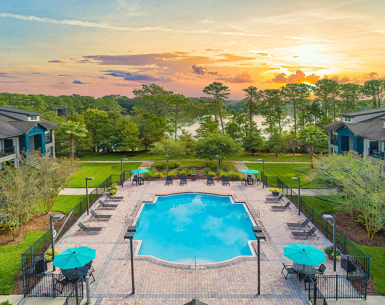 MAA Mandarin Lakes — Photo 1