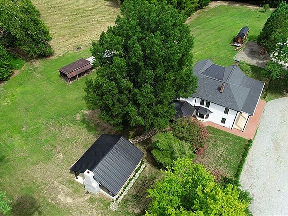 5th image of 1714 Brookhaven Mill Rd