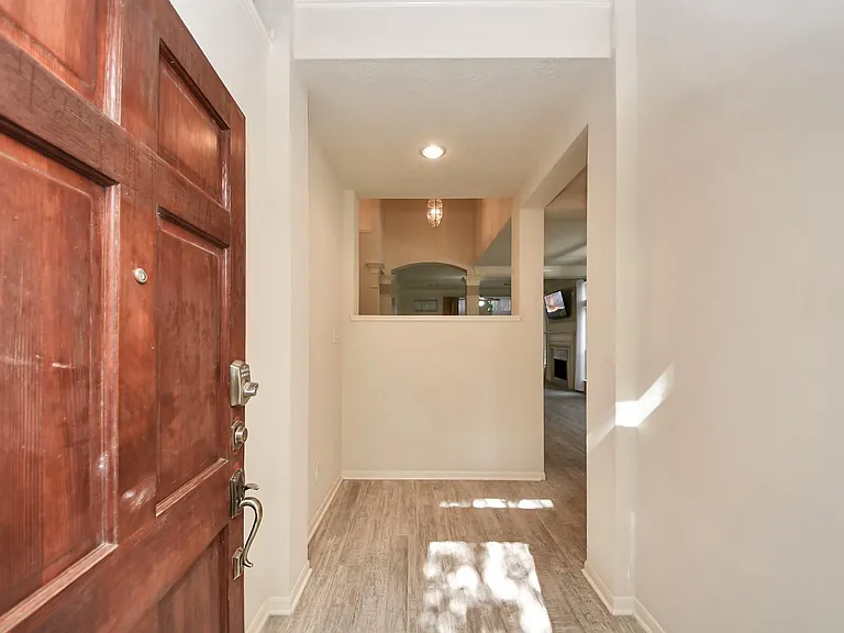 1123 Spinnaker Way — Photo 2