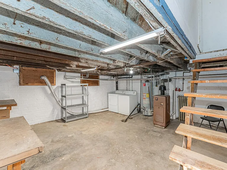 3028 W Leigh St — Photo 20