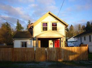1114 S 6th St, Mount Vernon, WA 98273