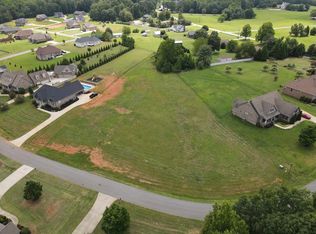 122 Cobblestone Xing, Gaffney, SC 29341