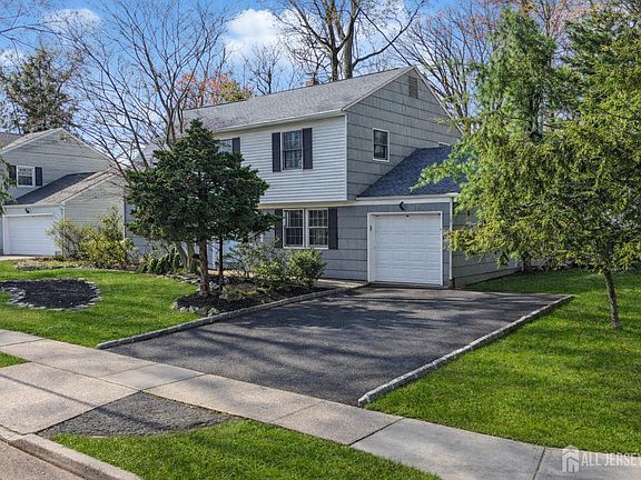2nd image of 22 Meyer Rd