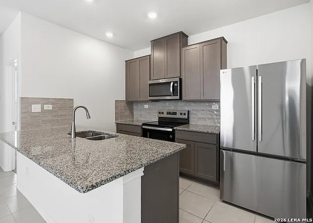 11634 Black Rose — Photo 12