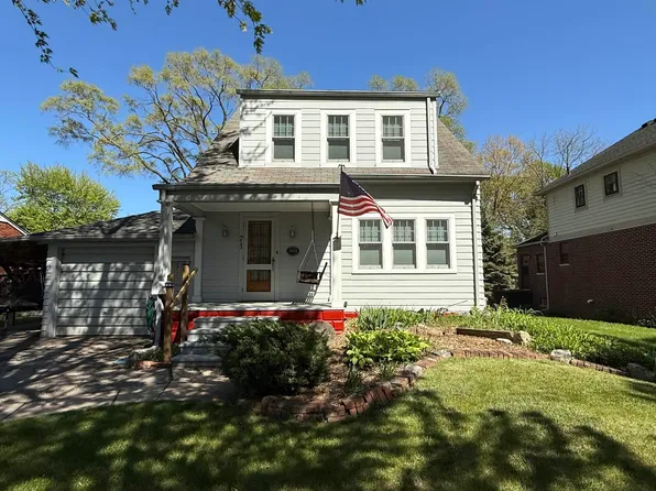 71 Lodewyck St, Mount Clemens, MI 48043